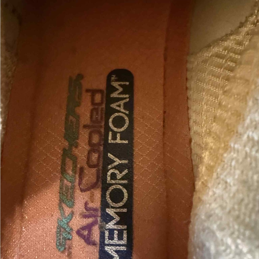 Skechers Women's Beige Sneakers - Picture 10 of 12